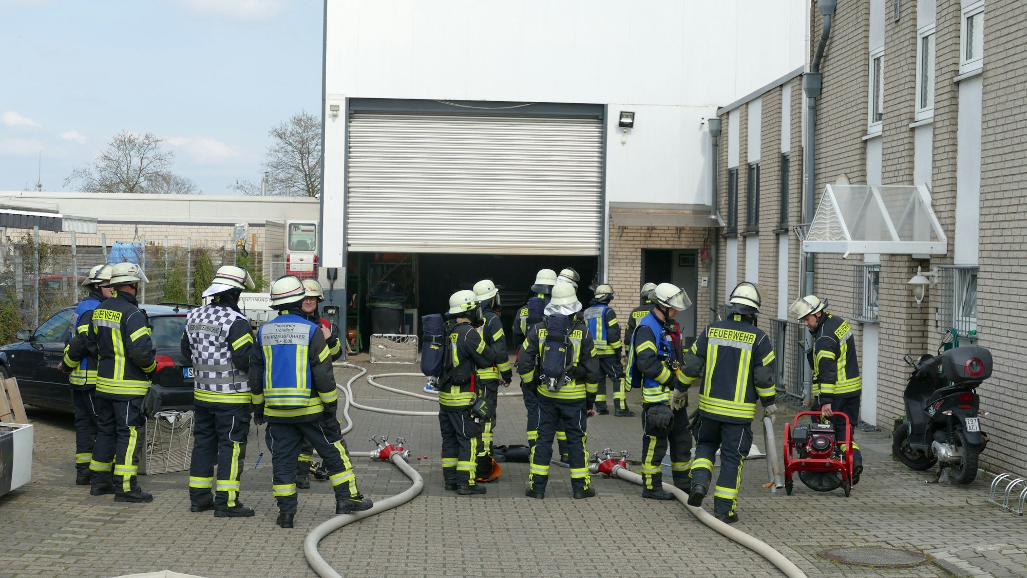 Feuer in einem Bürogebäude am Dienstag, 17. April 2023.