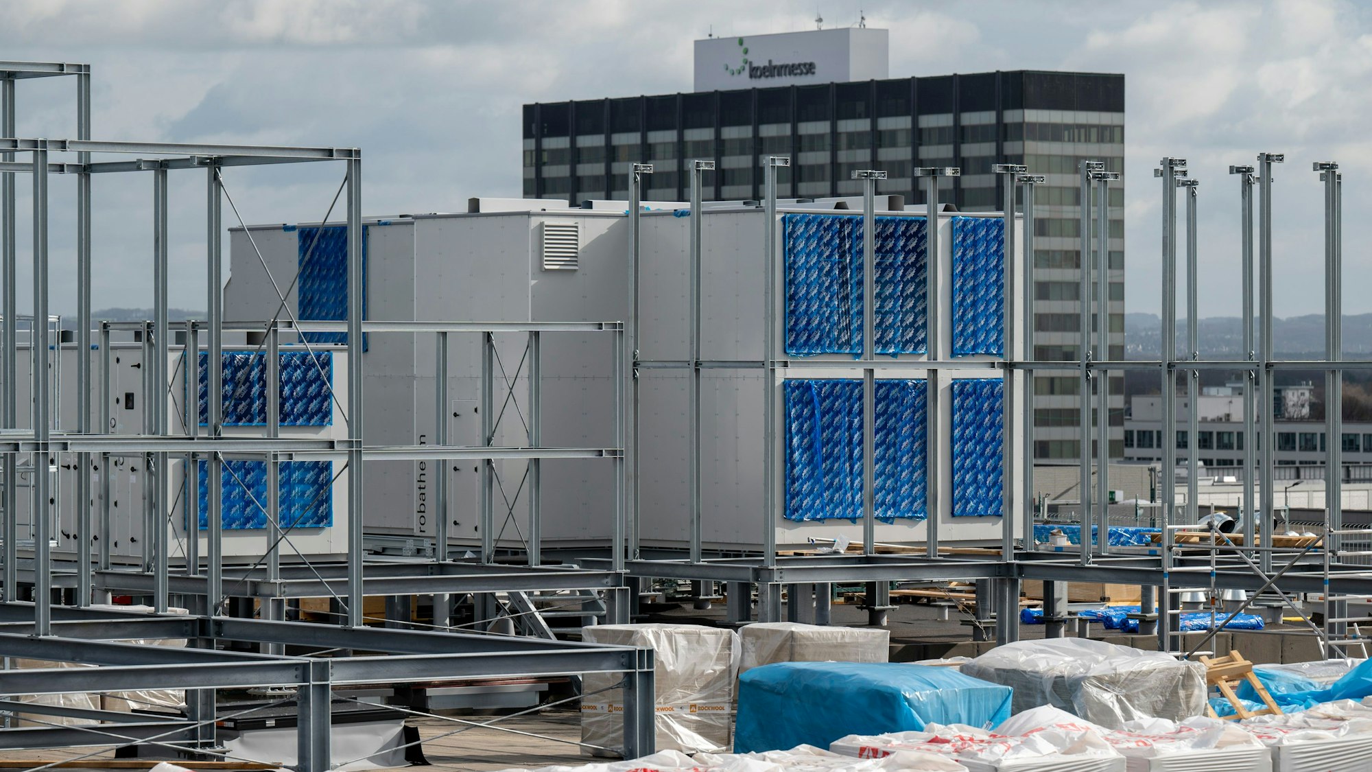 Bau des Confex an der Messe