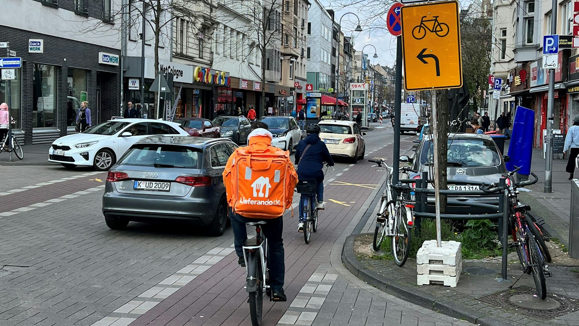 Radfahrer auf der Venloer Straße