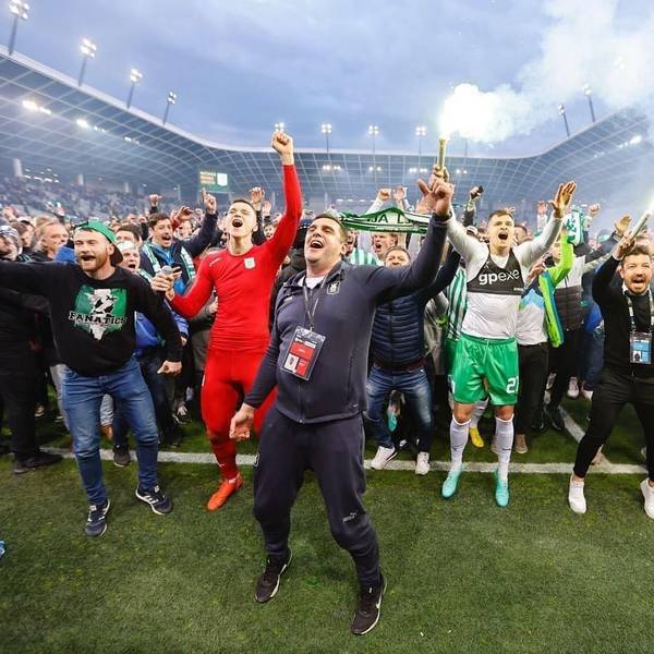 Olimpija Ljubljana feiert
