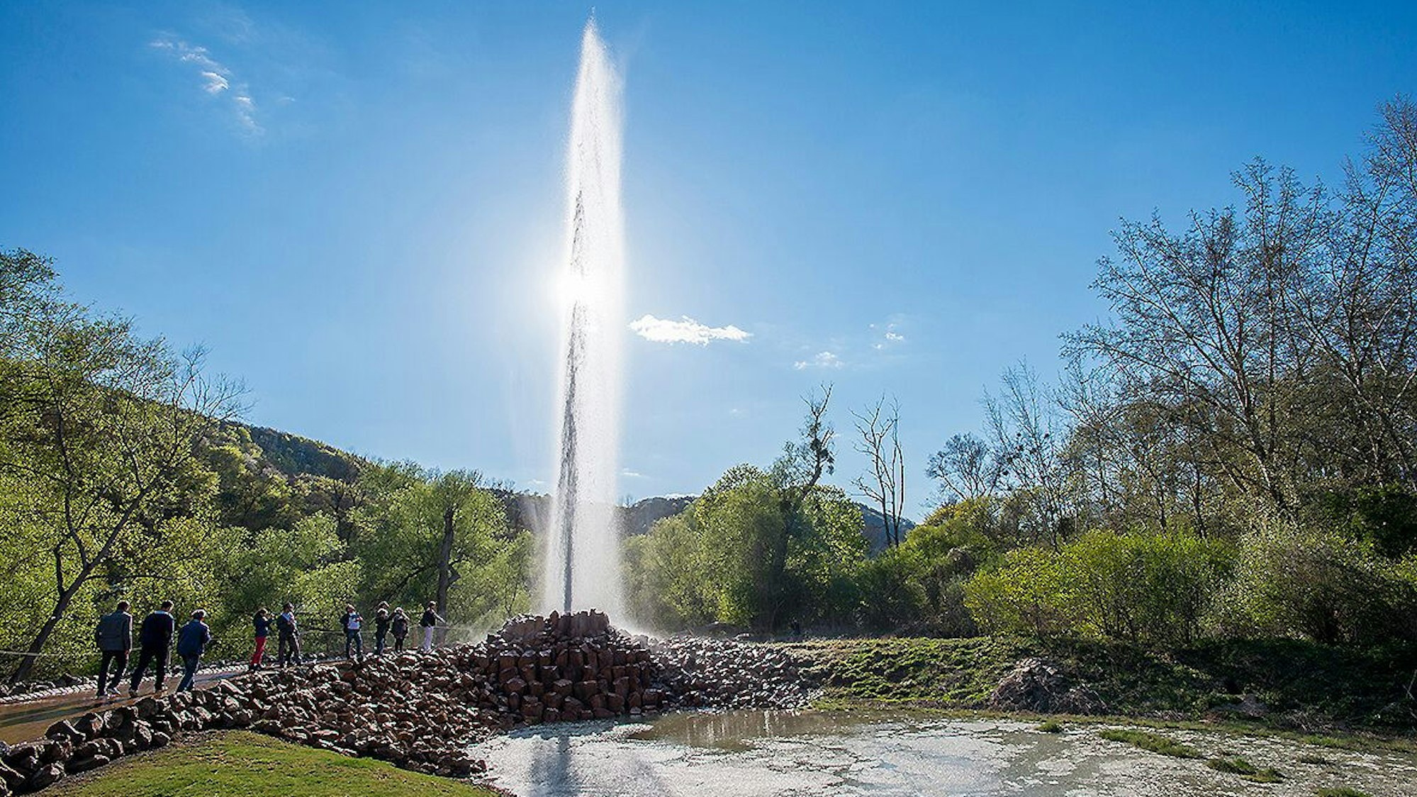 Ausbruch Kaltwasser-Geysir Andernach