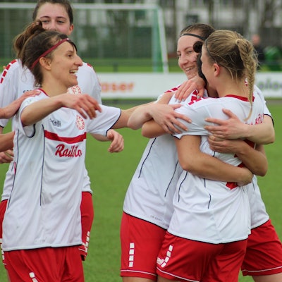 Fortuna Kölns Fußballerinnen spielen eine hervorragende Drittliga-Saison.