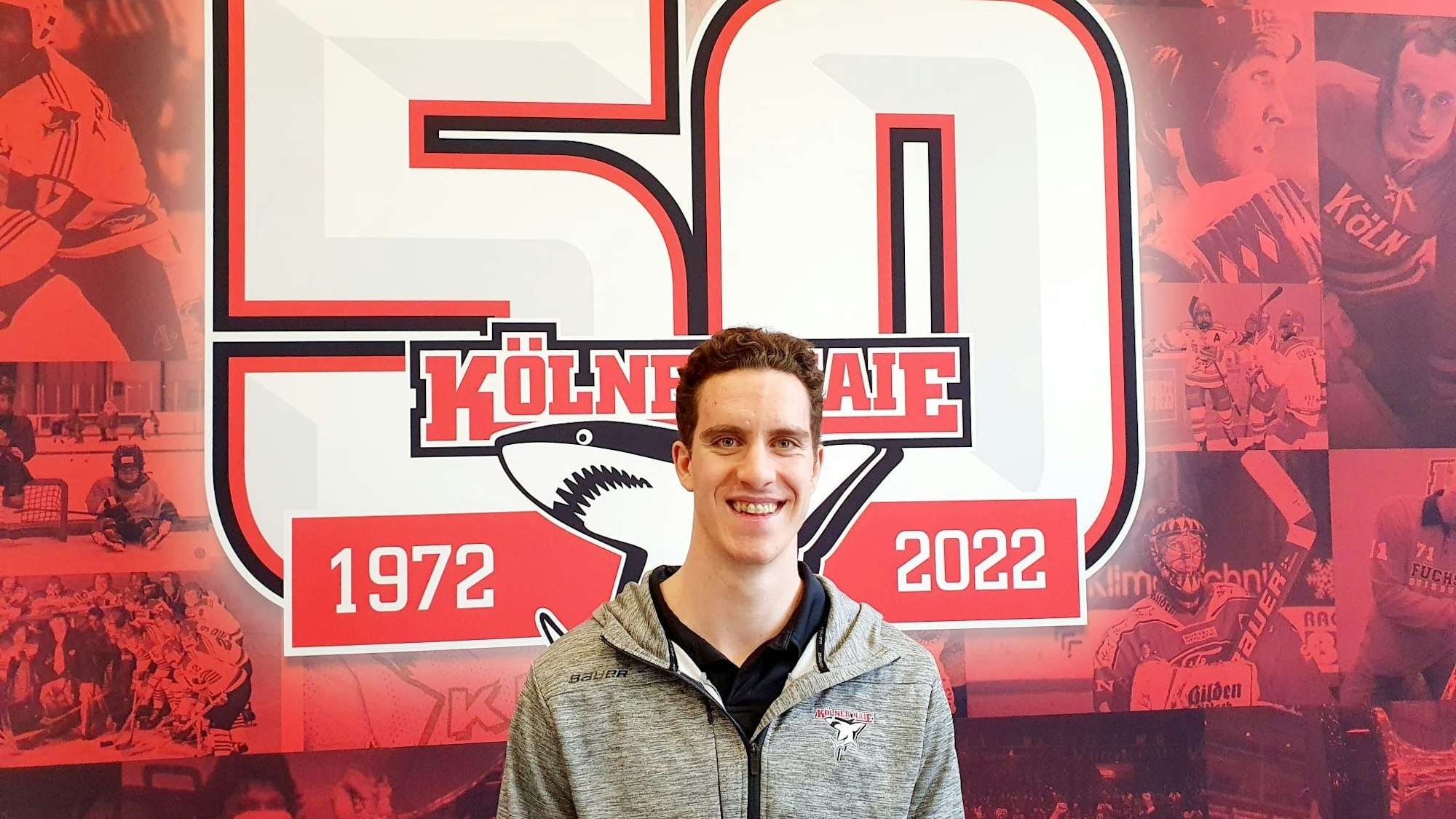 Gregor MacLeod lächelt in die Kamera