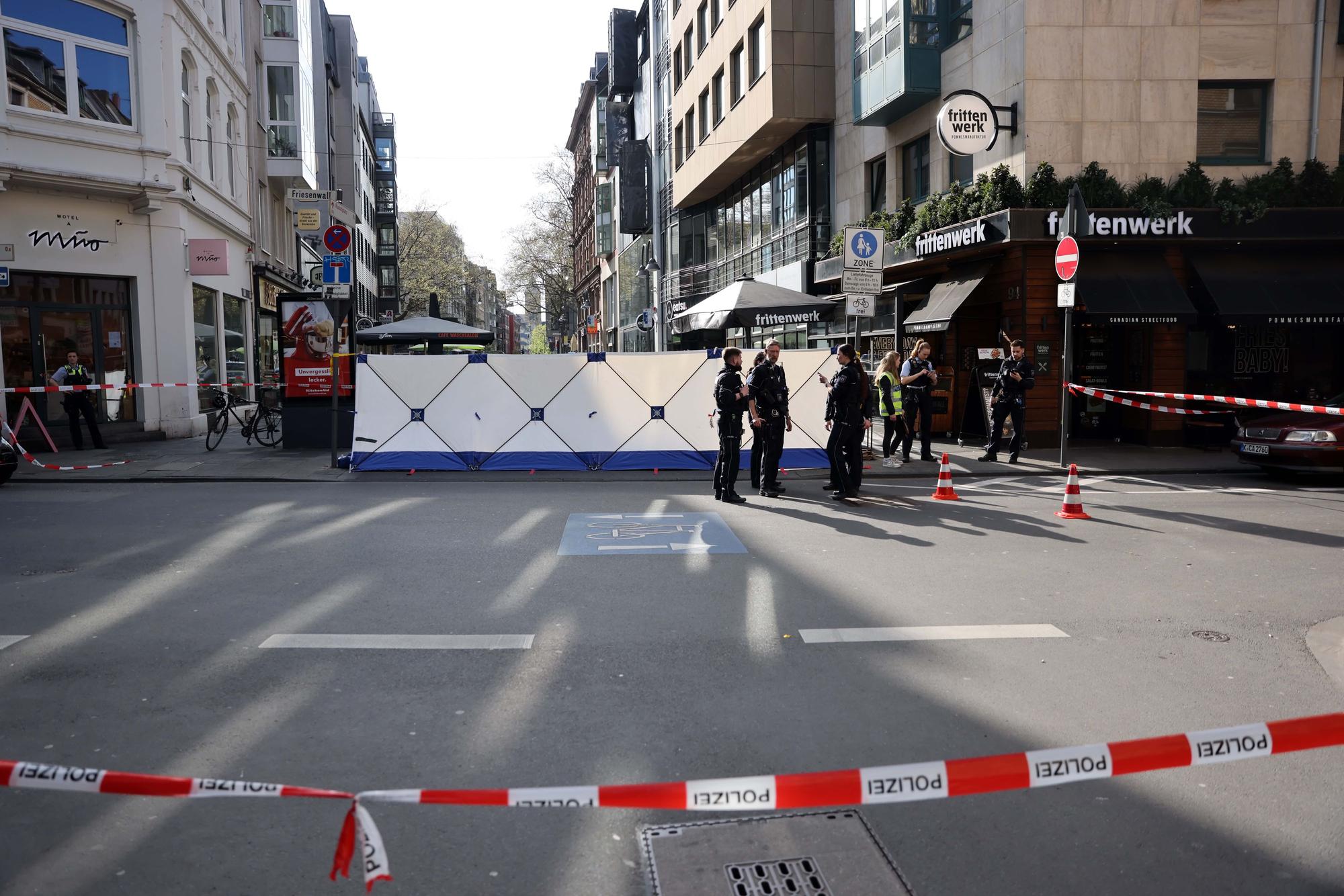 Köln, RSK, Messerangriff auf der Ehrenstraße
