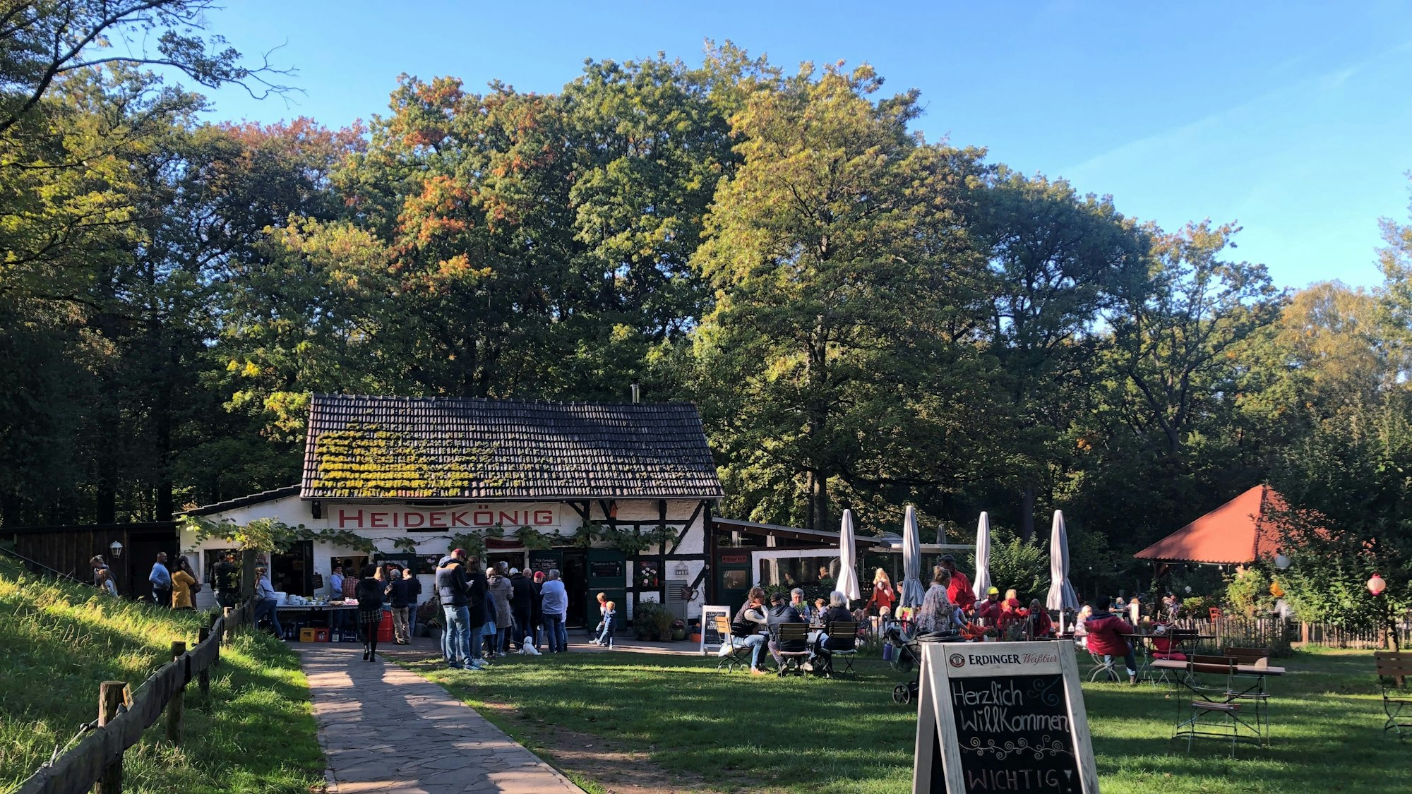 Die Waldwirtschaft Heidekönig in der Wahner Heide.