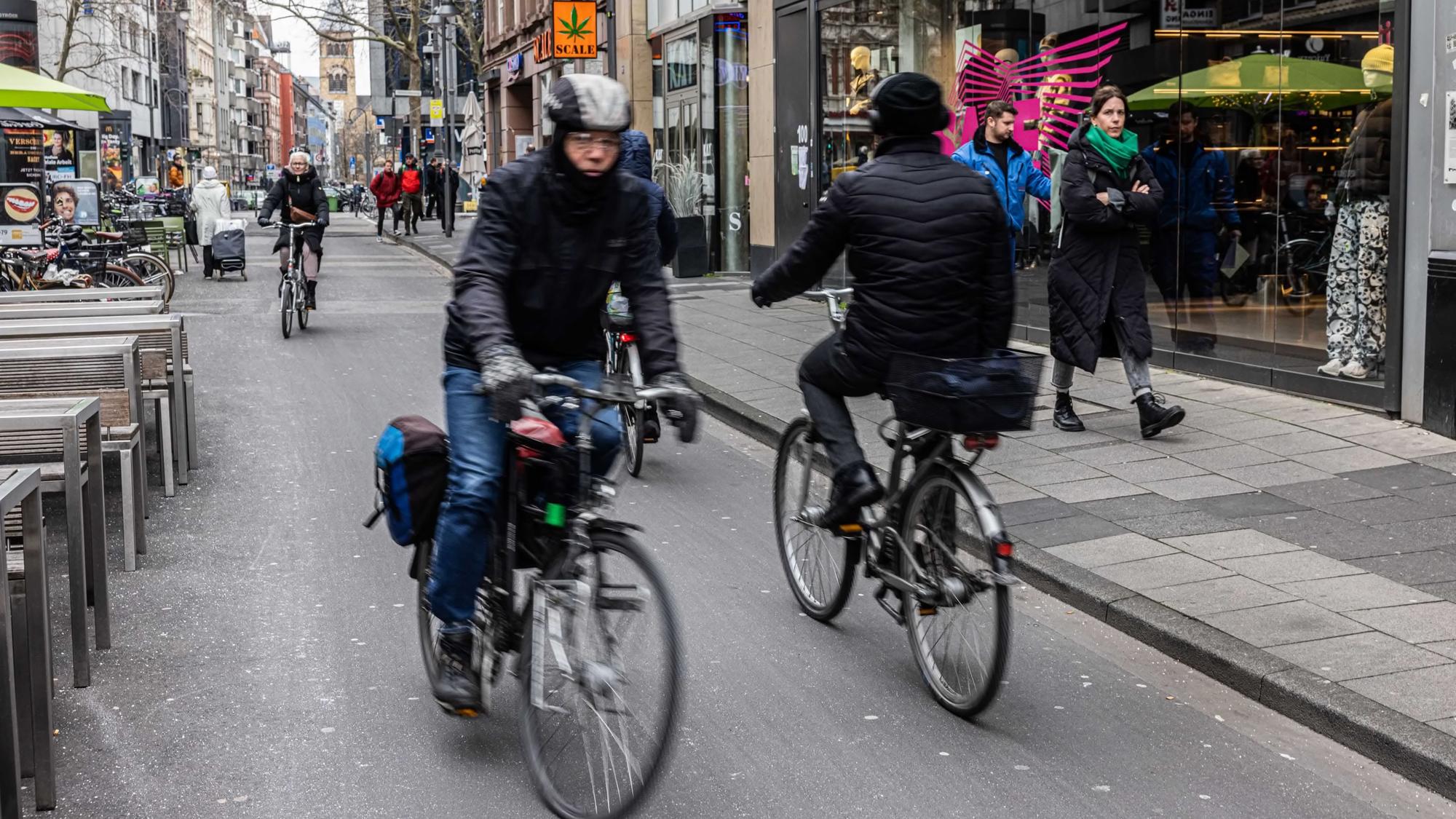 Ebenfalls umgewidmet: die Ehrenstraße.
