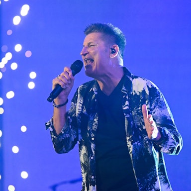 Hartmut Engler, der Sänger der Pop-Band Pur, singt bei der Generalprobe für die neue Tournee in der MHP Arena in Ludwigsburg.