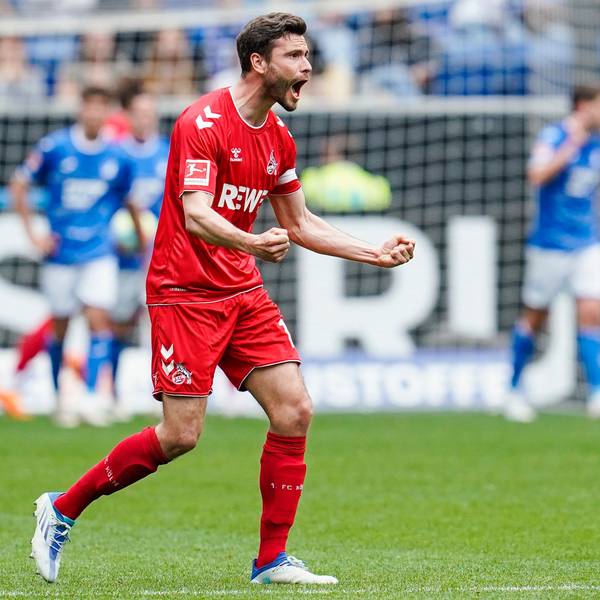 Jonas Hector jubelt über das Tor zum 3:0 in Hoffenheim. Nach dem Spiel gab er sein Karriereende bekannt.