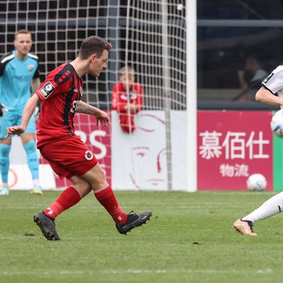 3. Liga FC Viktoria Köln - FC Ingolstadt 04 Felix Keidel 43, FCI Sontheimer Patrick 6 Köln 3. Liga - FC Viktoria Köln - FC Ingolstadt 04 Saison 2022/2023 *** 3 Liga FC Viktoria Köln FC Ingolstadt 04 Felix Keidel 43, FCI Sontheimer Patrick 6 Cologne 3 Liga FC Viktoria Köln FC Ingolstadt 04 Season 2022 2023