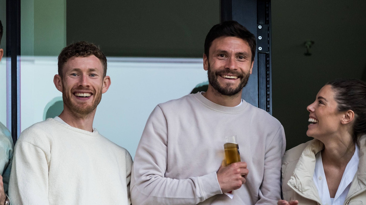 FLYERALARM Frauen Fussball Bundesliga, 1. FC Koeln - Eintracht Frankfurt Florian Kainz 1. FC Koeln und Jonas Hector 1. FC Koeln lachend in der Loge