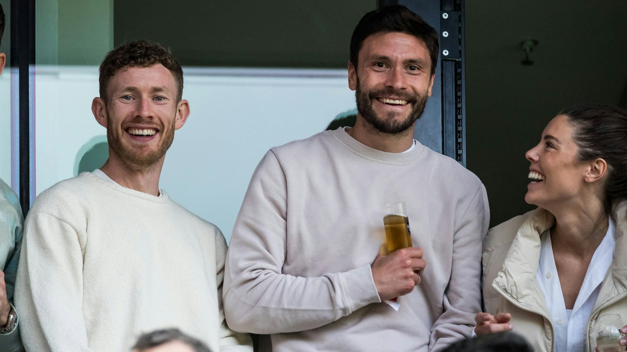 FLYERALARM Frauen Fussball Bundesliga, 1. FC Koeln - Eintracht Frankfurt Florian Kainz 1. FC Koeln und Jonas Hector 1. FC Koeln lachend in der Loge
