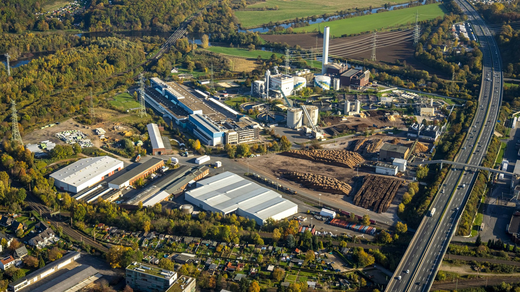 Das Luftbild zeigt das Heizkraftwerk in Hagen Boele-Kabel.