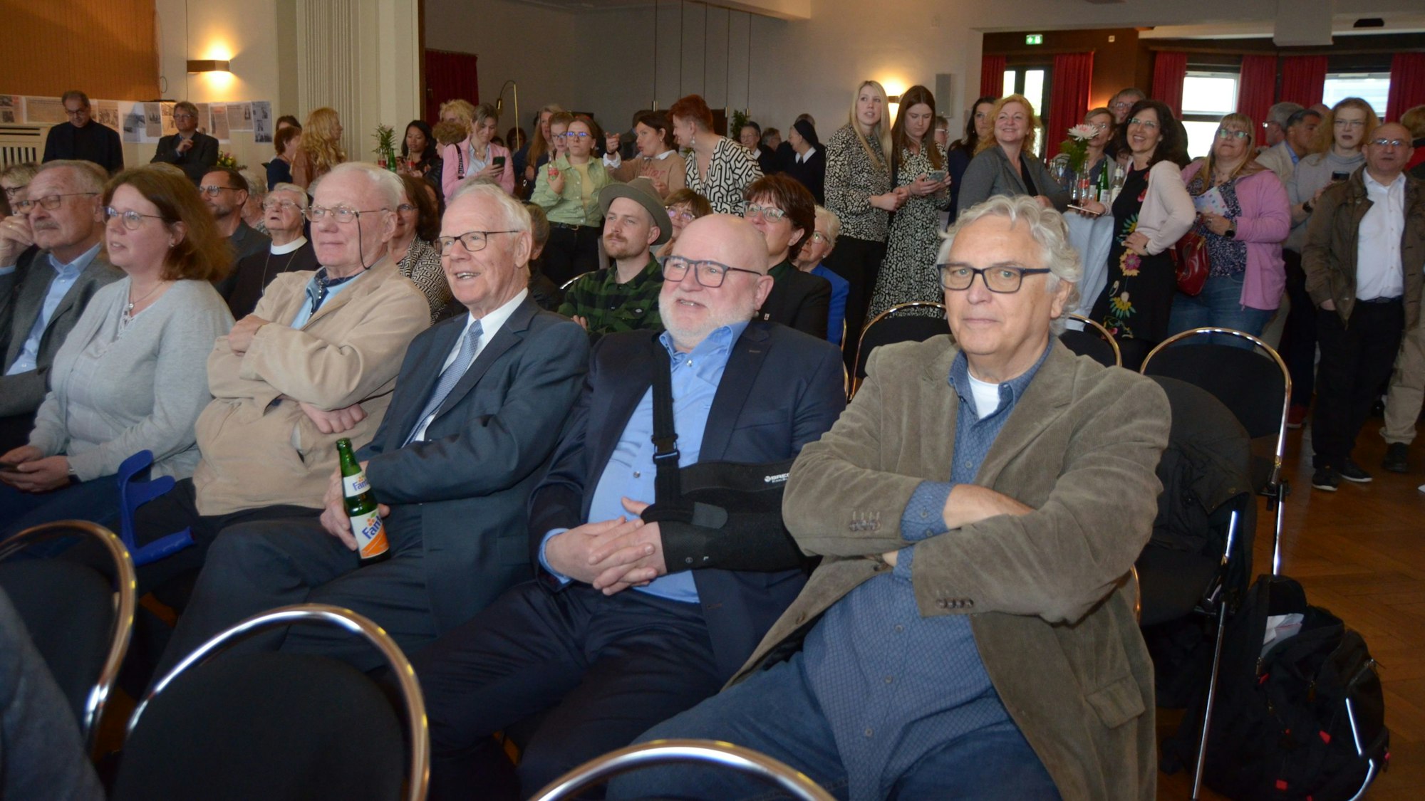 Franz Josef Funken (v.r.), Bernhard Becker und Bruno Grobelny beim 60-jährigen Jubiläum der Caritas in Euskirchen.