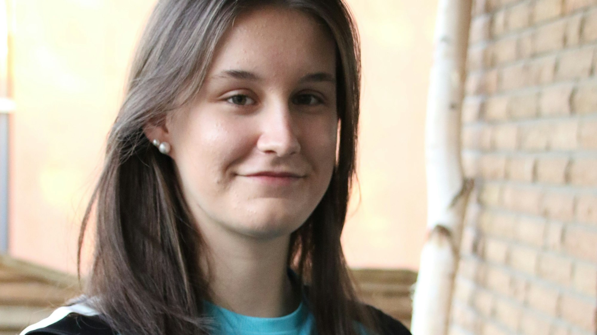 Die 16-jährige Merle Muth im Trikot ihres Handballvereins Borussia Dortmund.