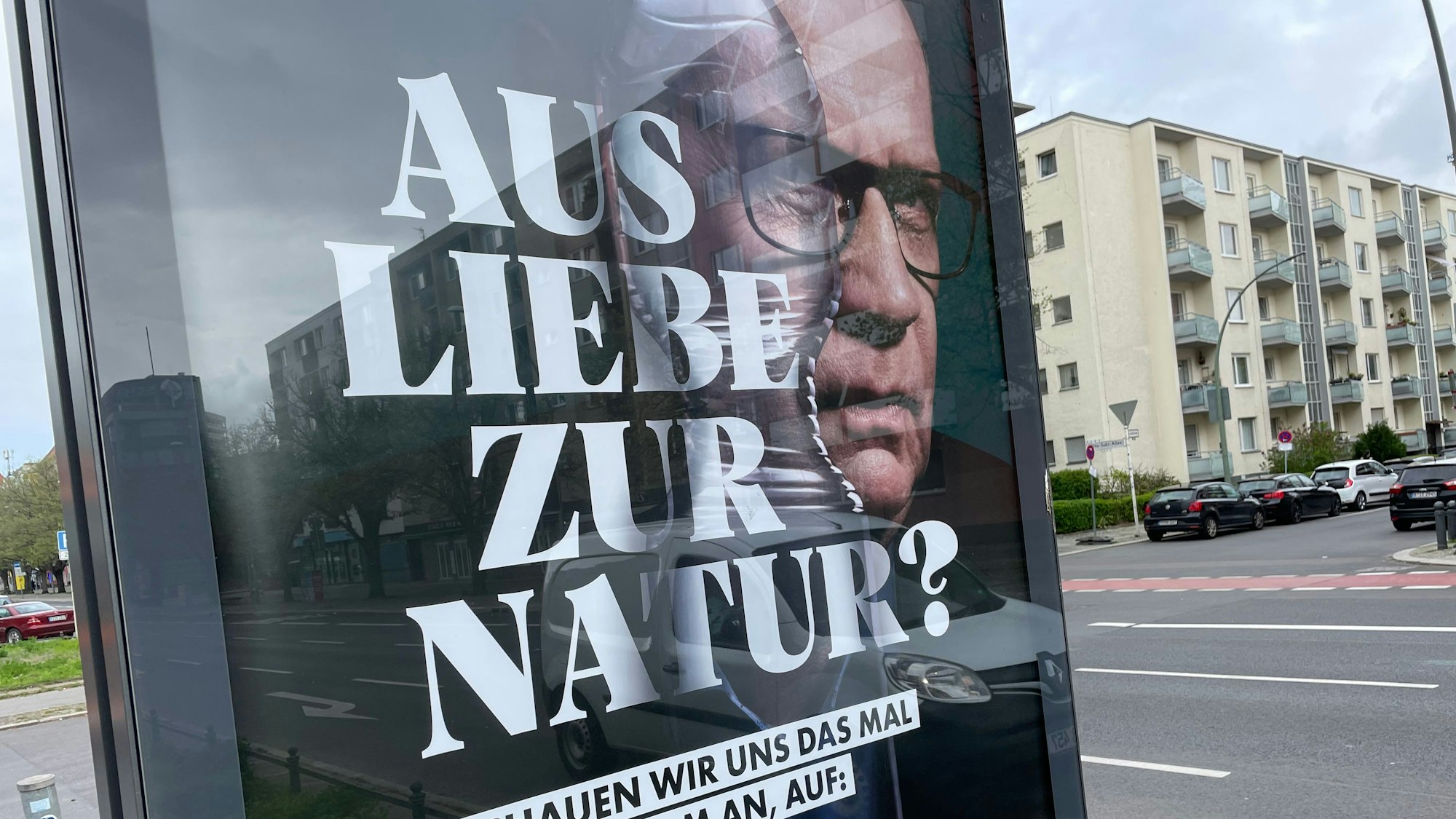 Umstrittene Werbebotschaft: Günther Jauch unterstützt die neue Lidl-Kampagne zur Einweg-PET-Flasche mit seiner journalistischen Glaubwürdigkeit.