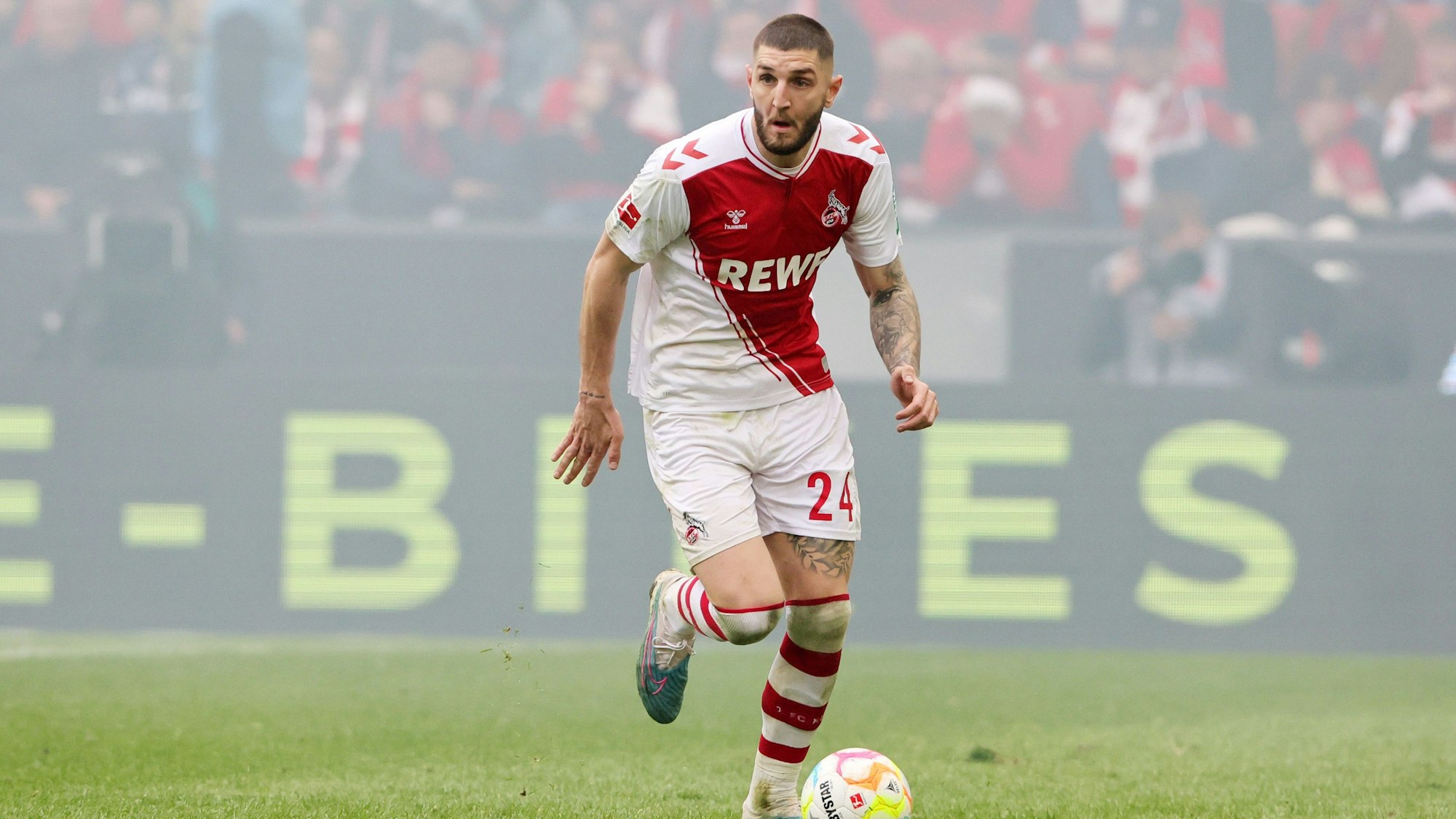 1.FC Köln vs. Borussia Mönchengladbach, 02.04.2023, 26. Spieltag, 15.30 Uhr, Jeff Chabot (1. FC Köln), Bild: Herbert Bucco