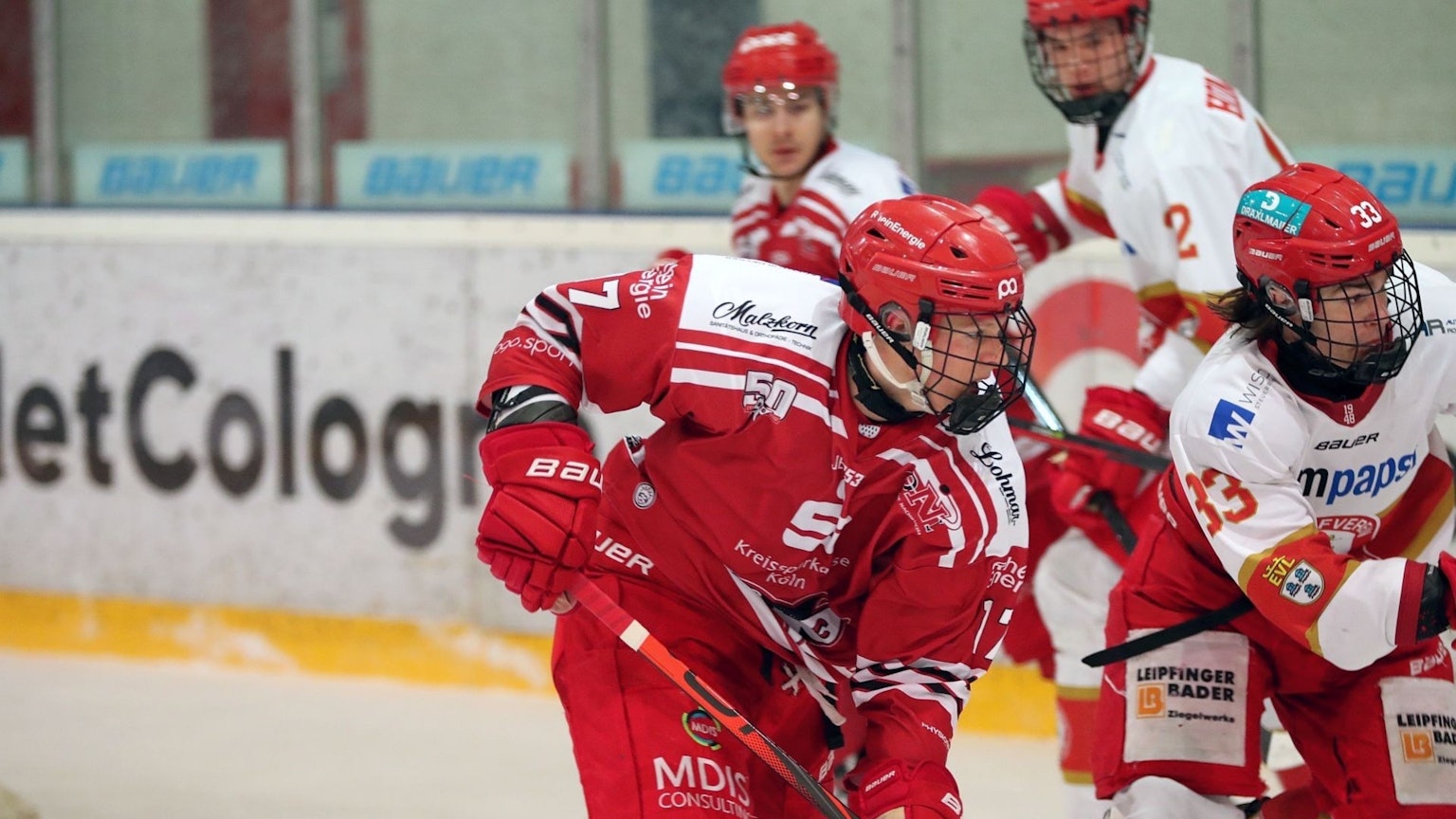 Lasse Bach (l.) spielt in der U-20 der Kölner Haie
Foto: Kölner Haie
Honorarfrei