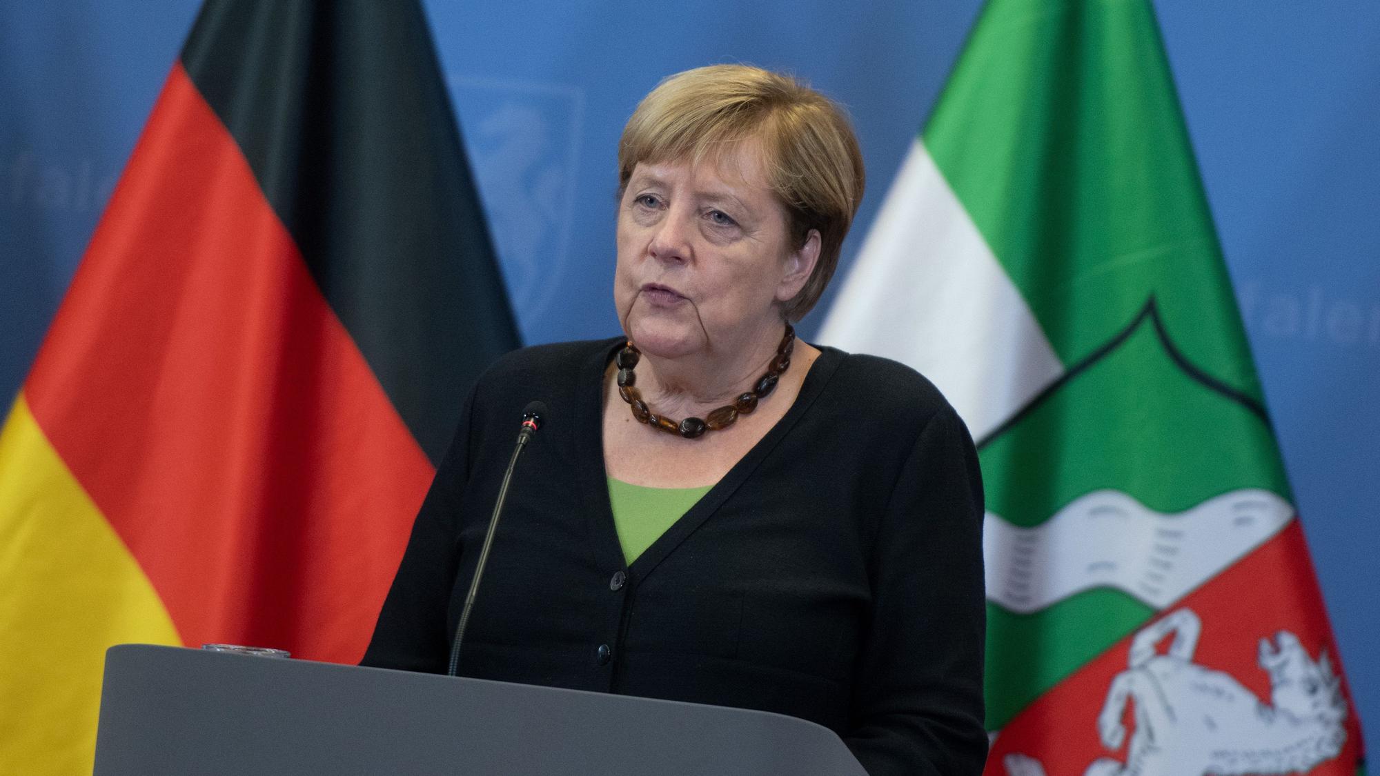 Die damalige Bundeskanzlerin Angela Merkel (CDU) spricht bei einer Pressekonferenz.