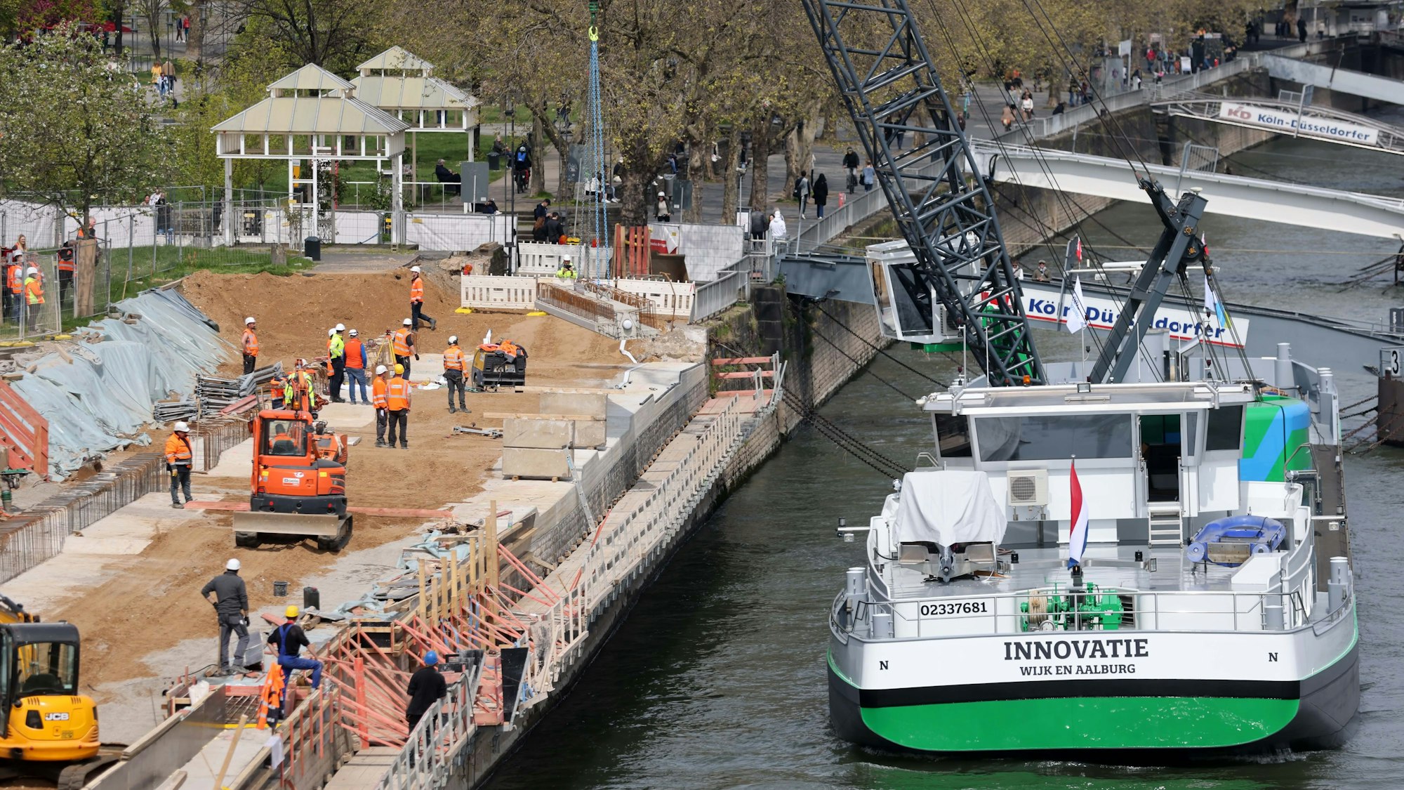 Köln, RSK, Bauarbeiten und Gastronomie-Situation am Altstadt-Ufer