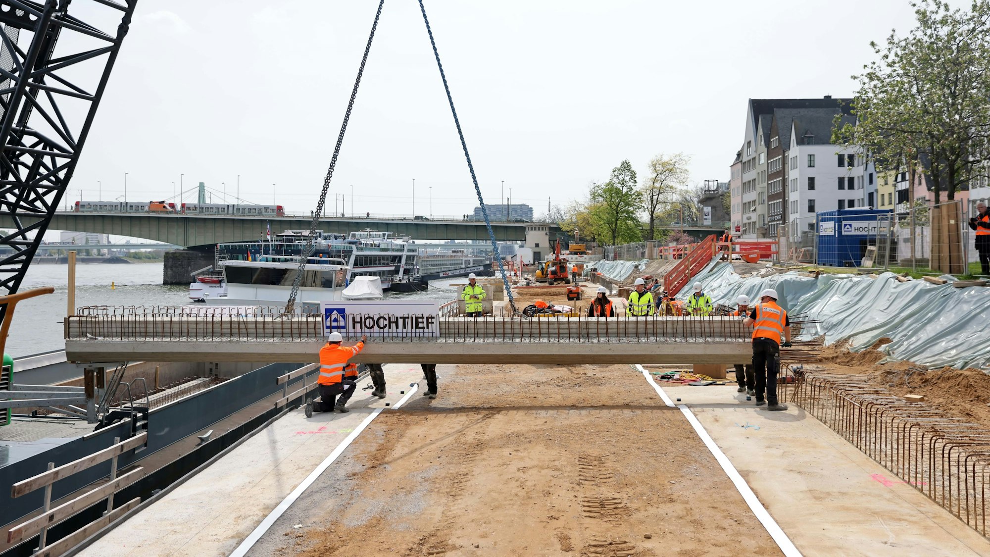 Köln, RSK, Bauarbeiten und Gastronomie-Situation am Altstadt-Ufer