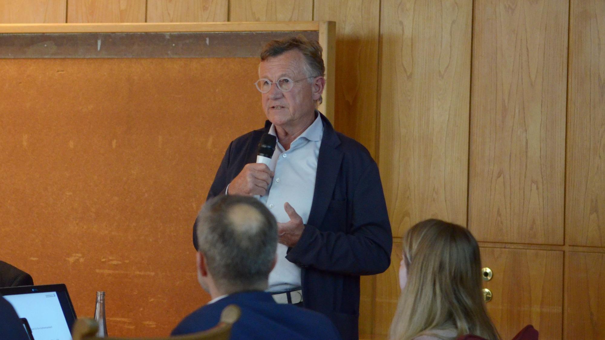 Prof. Rolf-Egon Westerheide
