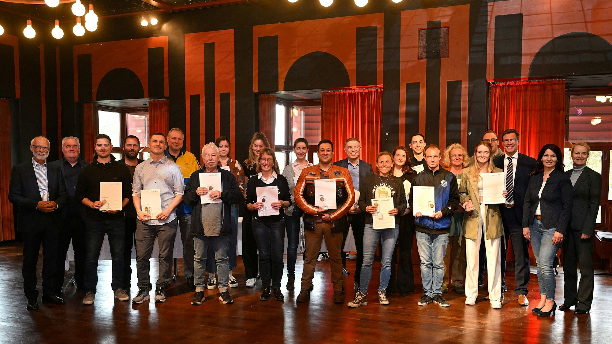 Bergischer Löwe. Sportlerwahl 2022. Jugendbetreuermedaille