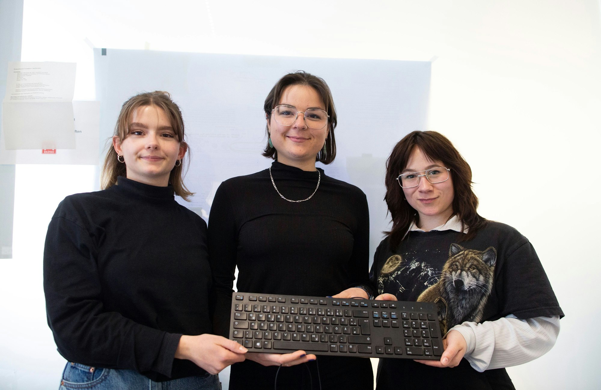 Sie programmieren selbst und erschaffen virtuelle Welten: Benita Martis, Lisa Reutelsterz, Maja Funke (v.l.)