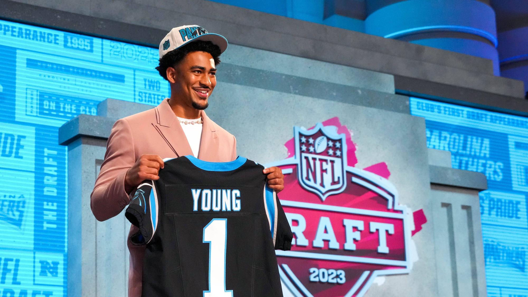 Quarterback Bryce Young wurde von den Carolina Panthers an erster Stelle ausgewählt.