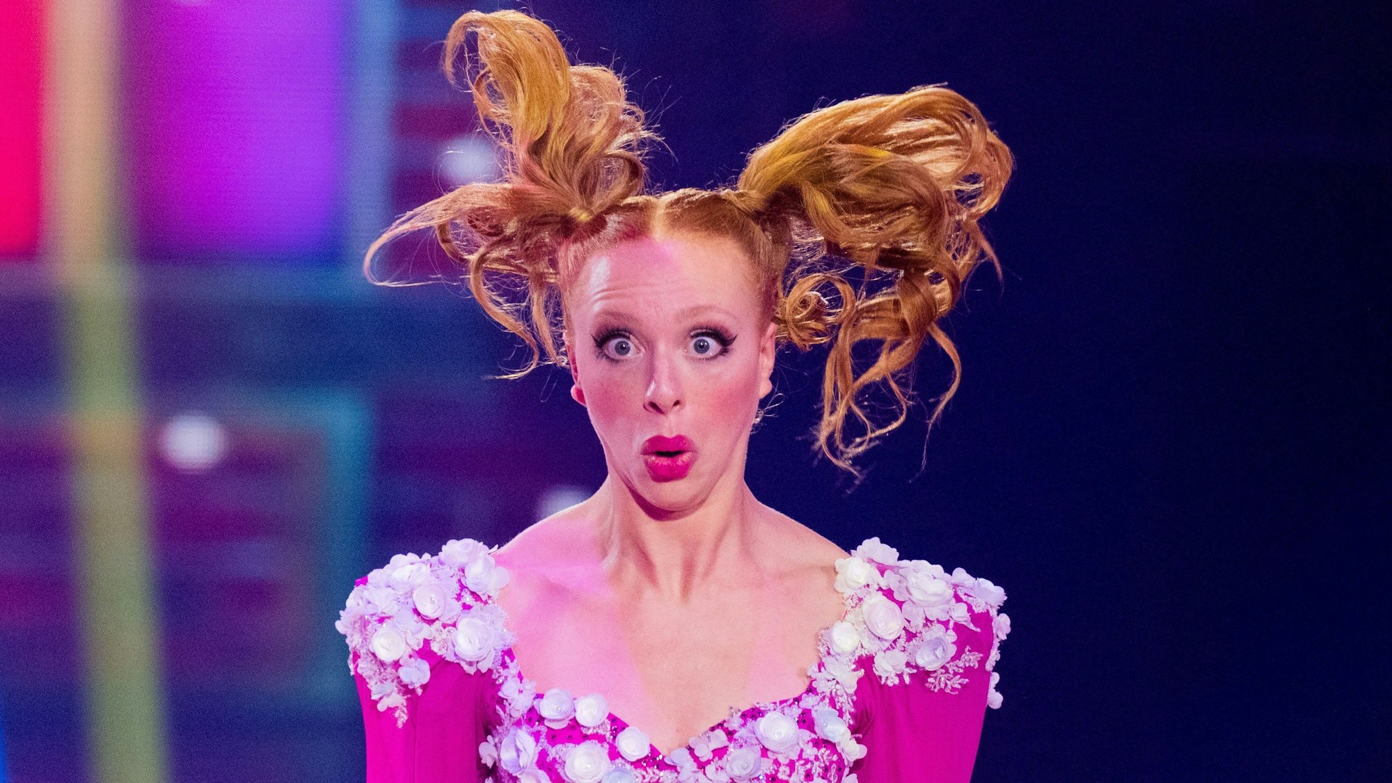 Anna Ermakova tanzt in der RTL-Tanzshow "Let's Dance" im Coloneum in Köln.