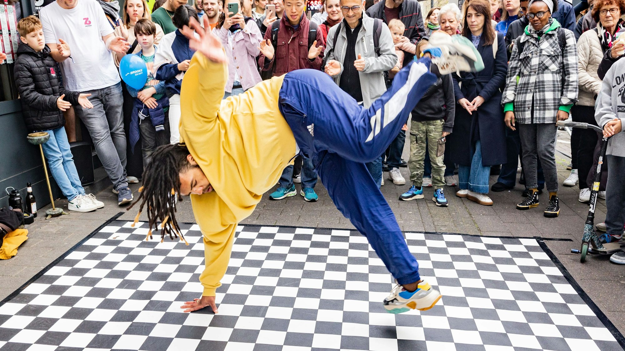 Jede Menge Workshops an der Venloer Straße.