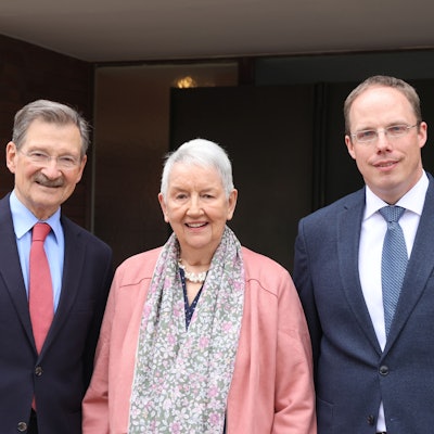 Zu den Gratulanten von Ina Albowitz-Freytag gehörten am Samstag Hermann Otto Solms und Dominik Trautmann.