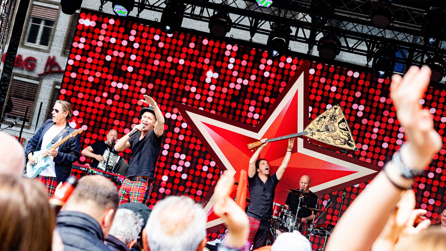 Eine lange Verbundenheit zeichnet Brings mit dem DGB aus.