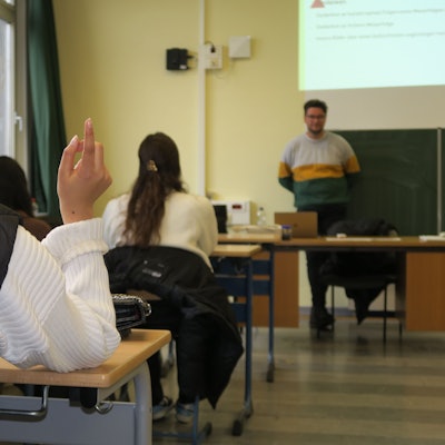 Schülerinnen in Köln-Höhenberg.