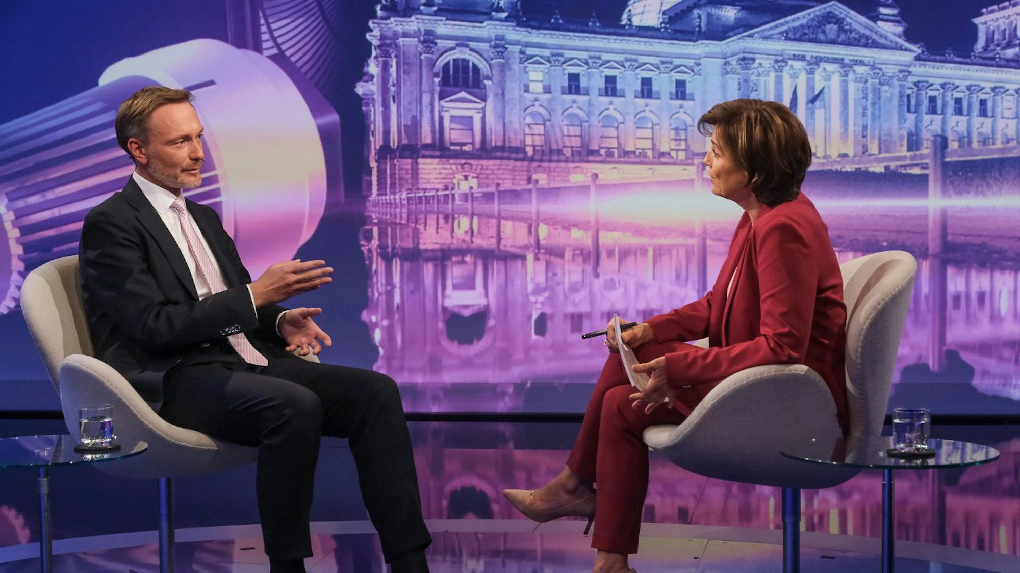 Christian Lindner (l.) am Dienstagabend bei Sandra Maischberger. Lindner äußerte sich auch zu Vorwürfen gegen Robert Habeck.