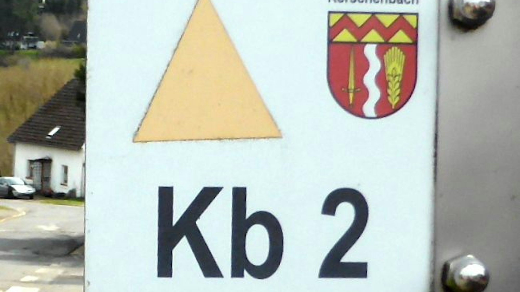 Kb 2: Markierung des Wanderwegs rund um Kerschenbach