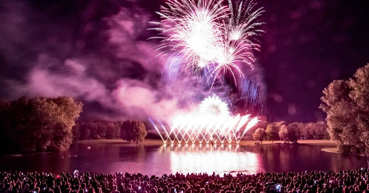 Festival in Bonn: Rhein in Flammen ist zurück in der Bonner Rheinaue ...