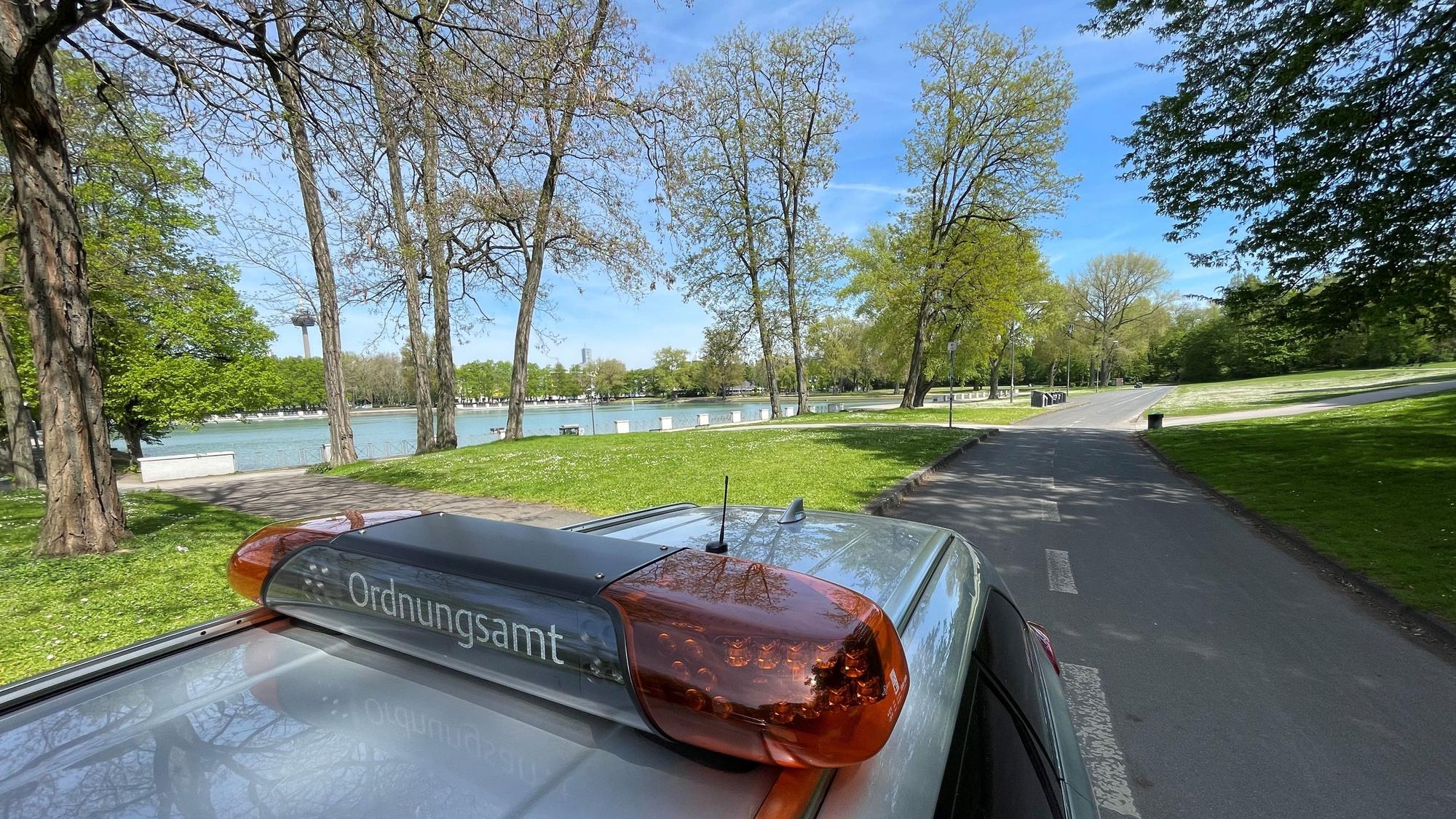 Das Ordnungsamt am Aachener Weiher.