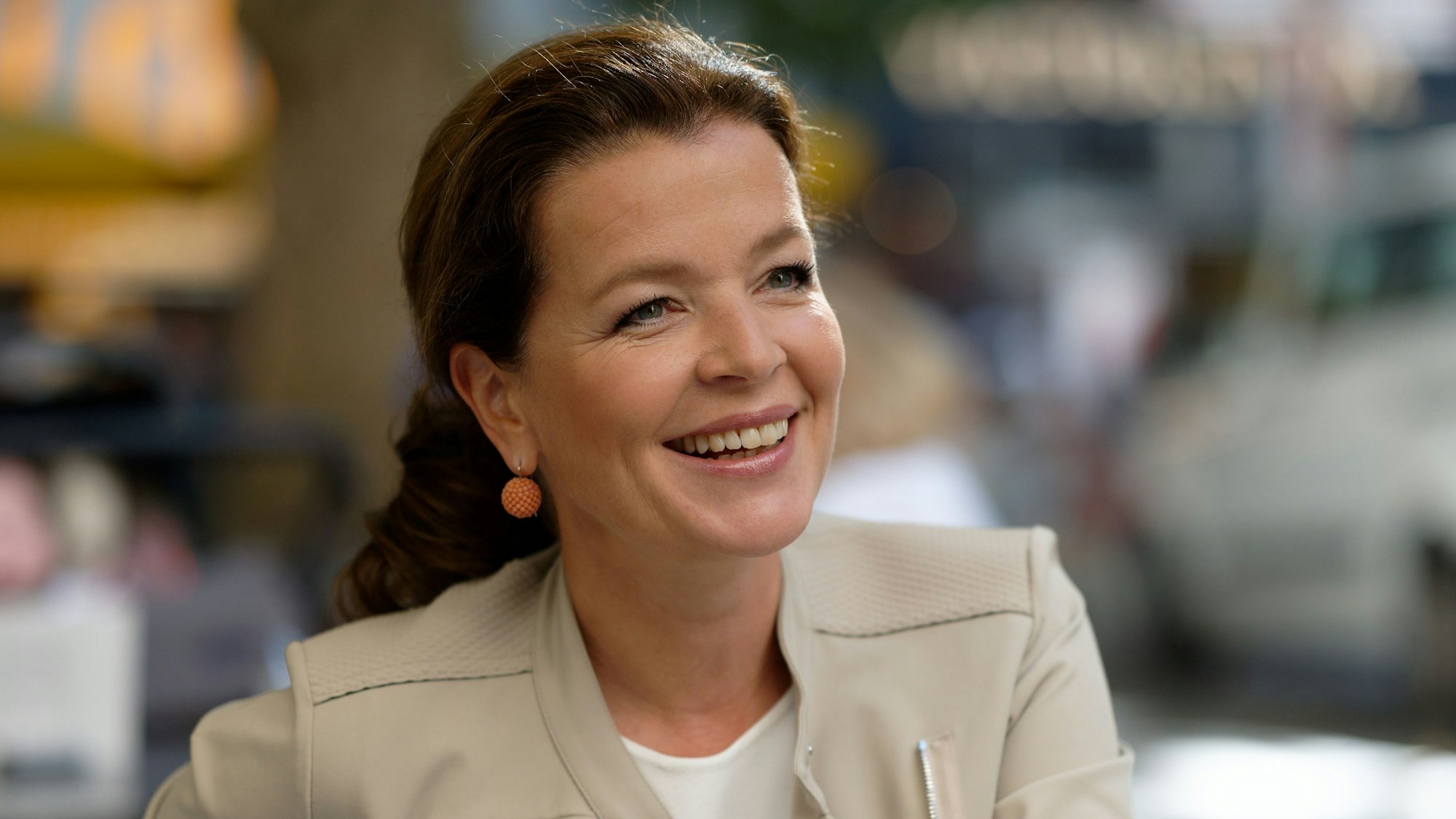 Die Kölner Journalistin und Königshaus-Expertin Julia Melchior.picture alliance/dpa