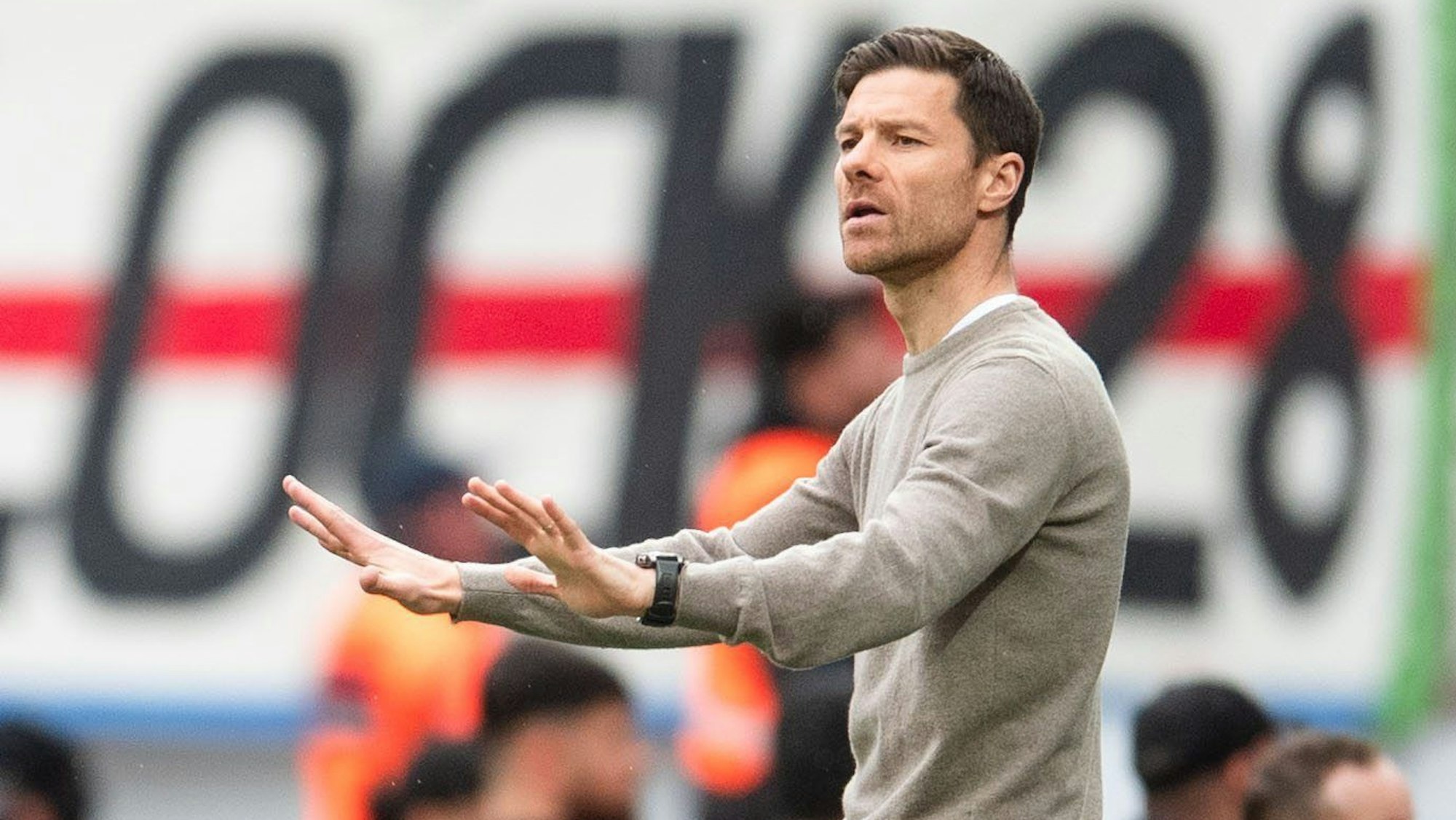 Xabi Alonso, Trainer von Bayer 04 Leverkusen