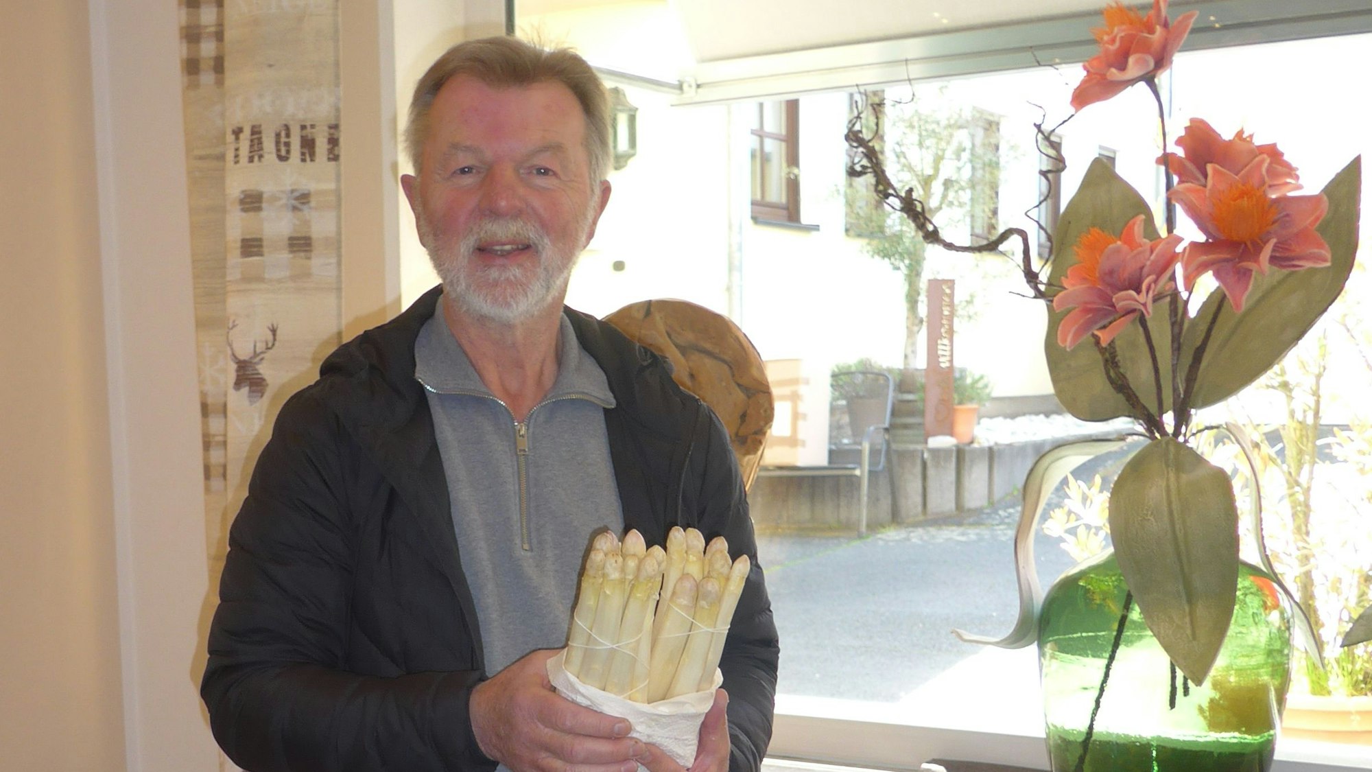 Das Ehepaar Gabriele und Dieter Piel führt das Traditionsgasthaus in Alfter in vierter Generation.