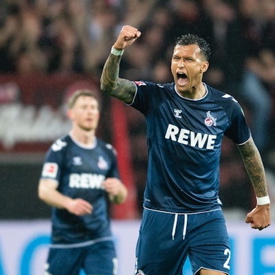 05.05.2023, Nordrhein-Westfalen, Leverkusen: Fußball: Bundesliga, Bayer Leverkusen - 1. FC Köln, 31. Spieltag, BayArena. Kölns Torschütze Davie Selke jubelt nach seinem Treffer zur 1:0 Führung. Foto: Marius Becker/dpa -