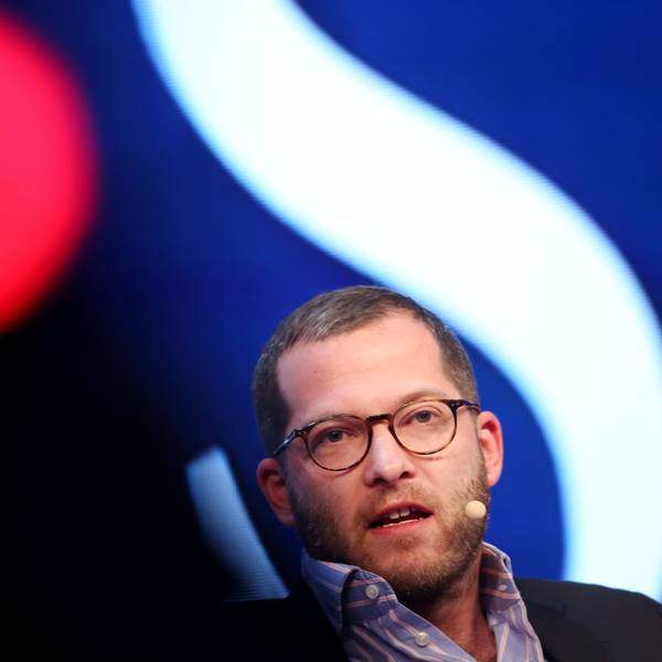 Das Bild zeigt den ehemaligen Chefredakteur der Bild-Zeitung und jetzigen Nius-Chef Julian Reichelt. Foto: Roland Weihrauch/dpa