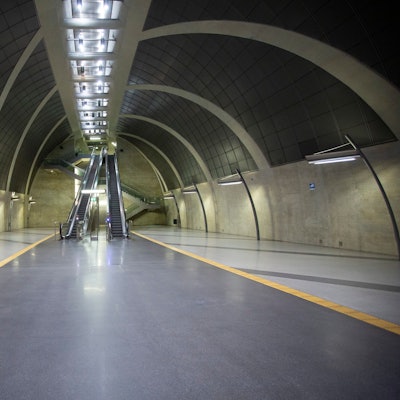 An der Haltestelle „Heumarkt“ soll der Ost-West-Tunnel ansetzen. Ein Teil müsste für die Arbeiten abgerissen werden.