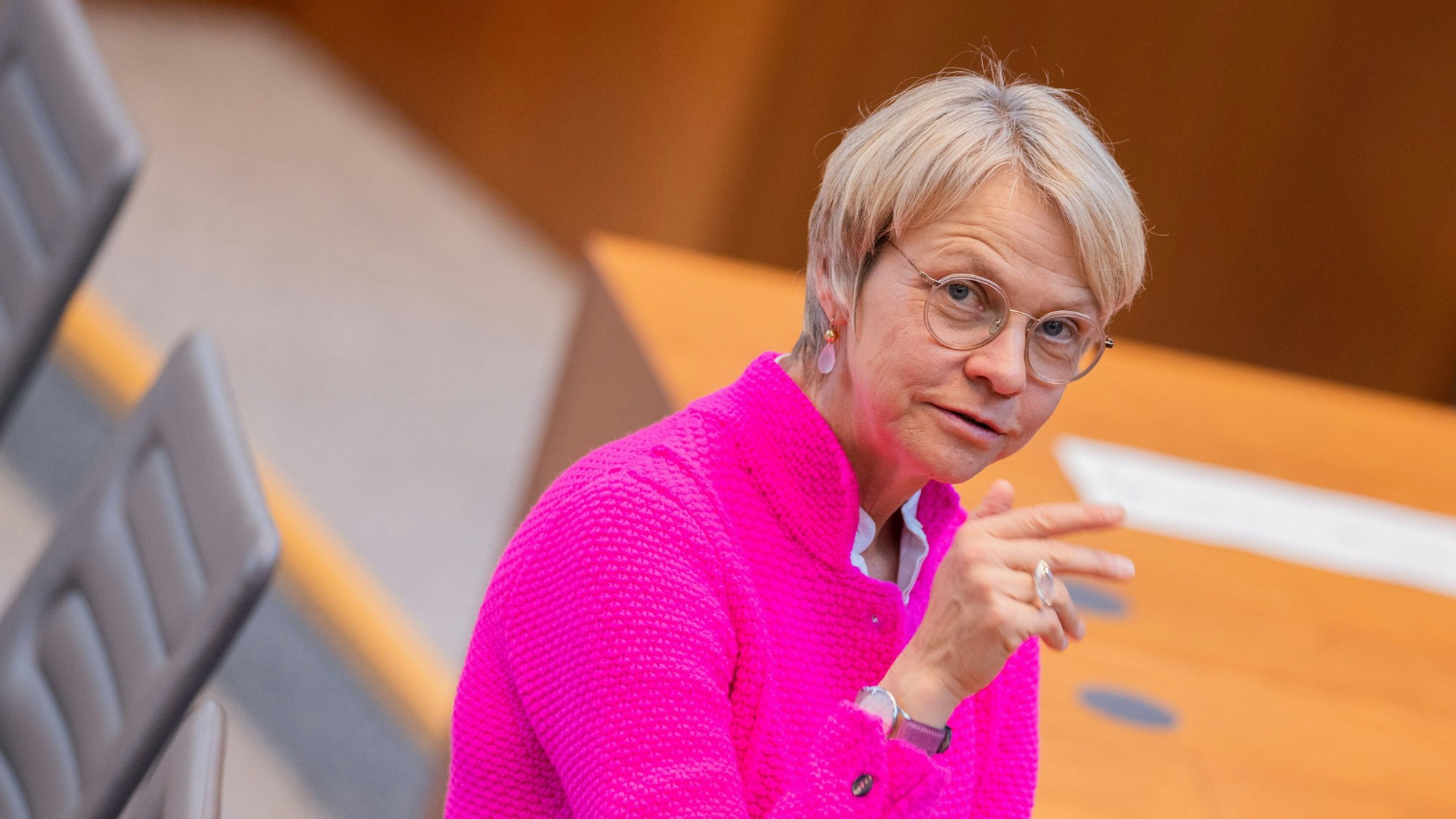 Schulministerin Dorothee Feller