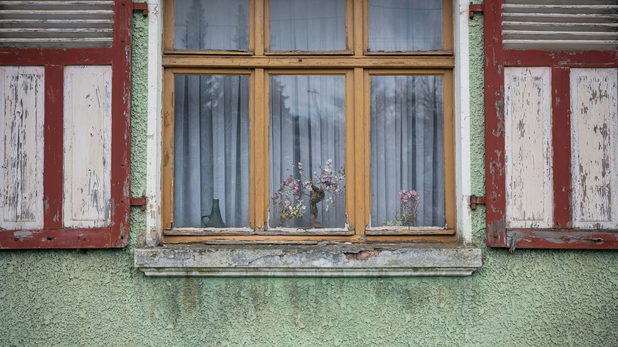 In diesem Haus wohnte der verstorbene Priester Edmund Dillinger, der wohl über Jahre hinweg Minderjährige missbraucht und diese Vorgänge selbst dokumentiert hat.