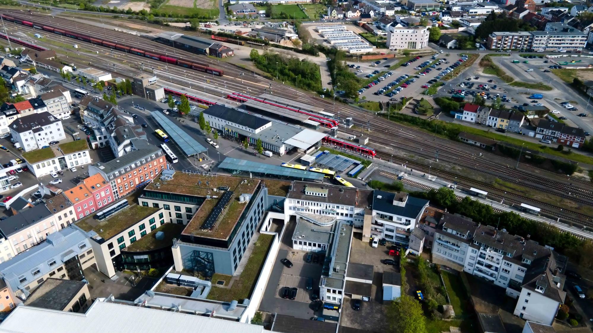 Die Euskirchener Innenstadt aus der Luft.