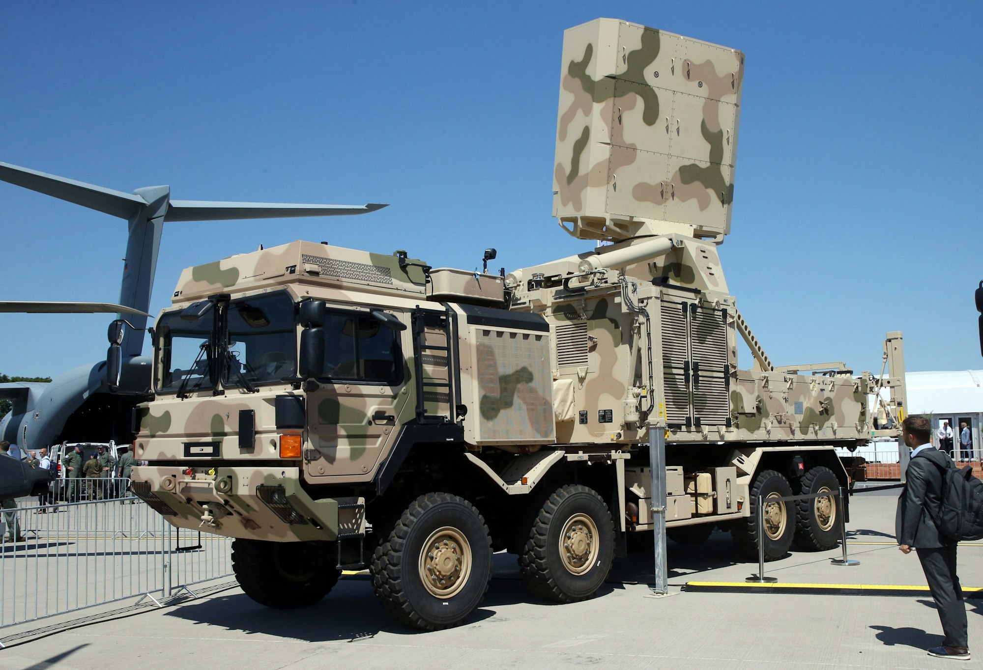 Ein Flugabwehr-Waffensystem vom Typ IRIS-T SLS, einer Komponente des Luftverteidigungssystems IRIS-T SLM, der Firma Diehl. (Archivbild)