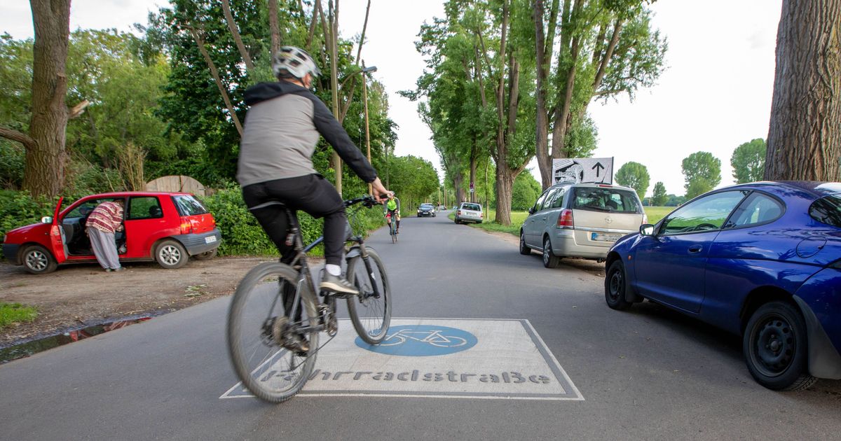 Vorfahrt gewähren: Dabringhauser Straße in Dellbrück wird Fahrradstraße
