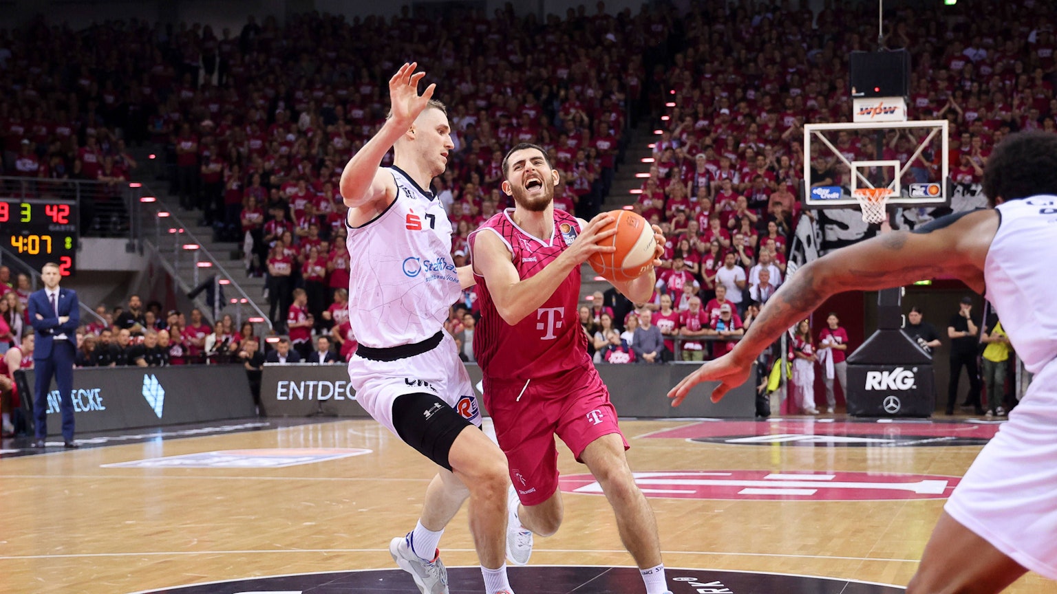 Sebastian Herrera Bonn gegen Jonas Richter Chemnitz