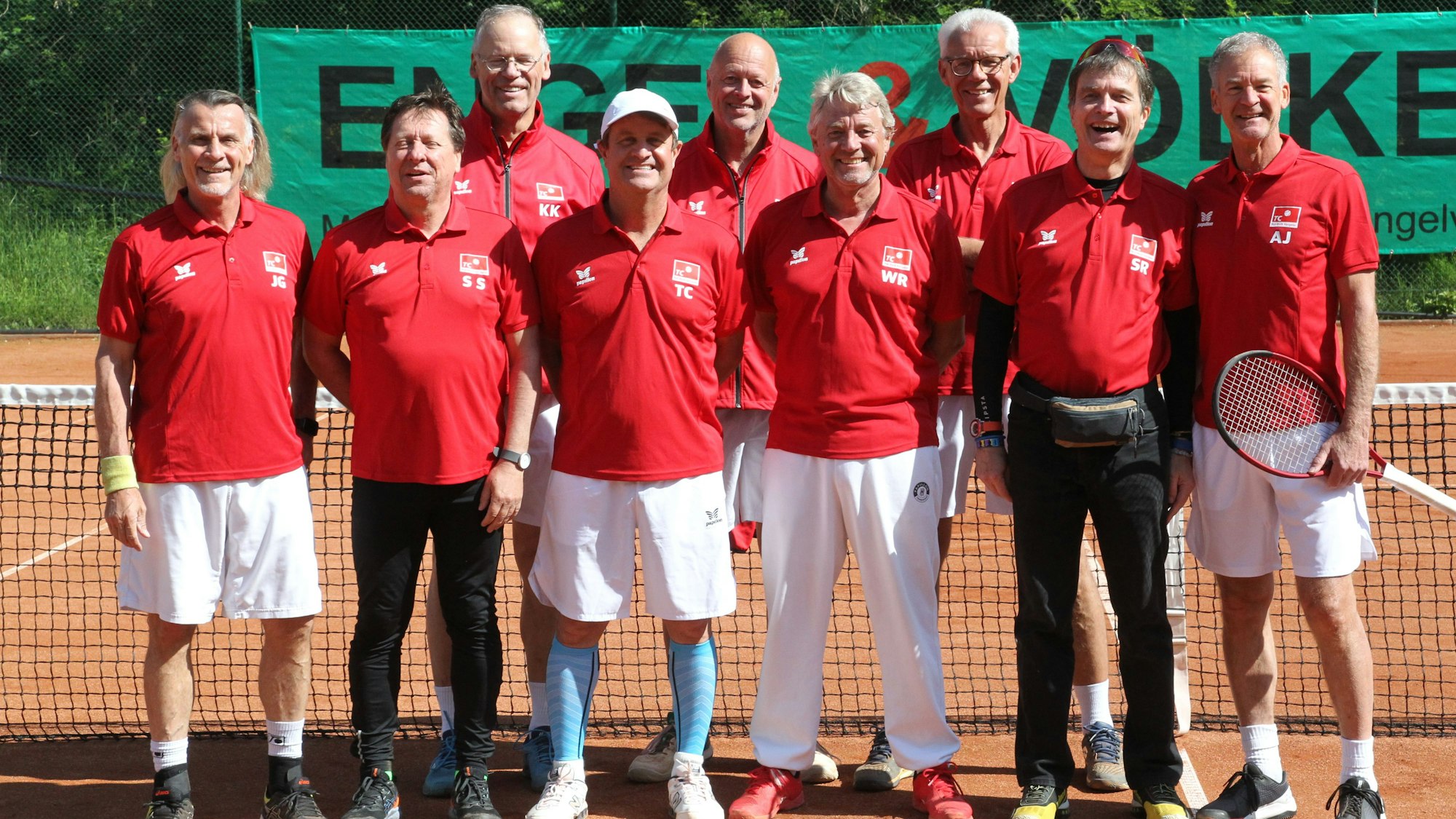 Johnny Goudenbour (von links), Sascha Schülgen, Karl Heinz Kremer, Tom Coulton, Harald Langels, Wolfgang Runnebaum, Christoph Graff, Stefan Reddemann und Anders Järryd von RW Hangelar